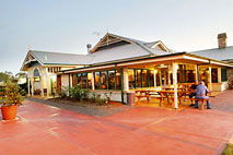  Schoolies Week Accommodation