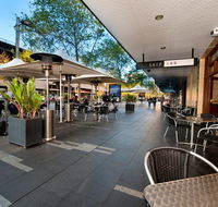 Ship Inn - Schoolies Week Accommodation