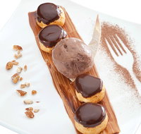 Hog's Breath Cafe - Schoolies Week Accommodation