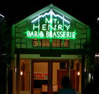 Mt Henry Tavern - Schoolies Week Accommodation