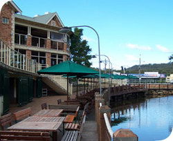  Schoolies Week Accommodation