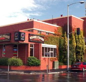 Welcome Stranger Hotel - Schoolies Week Accommodation