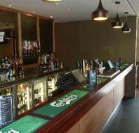 The Bowral Hotel - Schoolies Week Accommodation