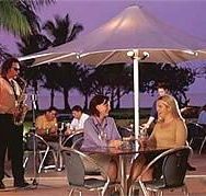 Blue Mango Wine Bar - Schoolies Week Accommodation