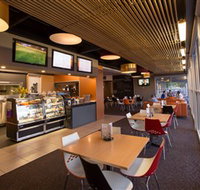 Canberra Tradesmen's Union Club - Schoolies Week Accommodation