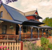 Royal Cricketers Arms - Schoolies Week Accommodation
