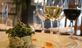 Benchmark Wine Bar - Schoolies Week Accommodation 1