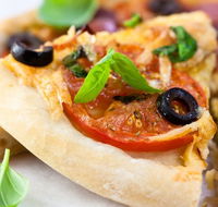 Zabou Bar and Grill - Schoolies Week Accommodation