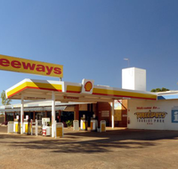 Threeways Hotel - Schoolies Week Accommodation