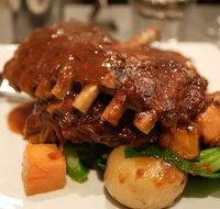 Mikes Seafood Grill - Schoolies Week Accommodation