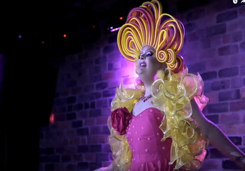 Dragalicious At The Avenue - Schoolies Week Accommodation 0