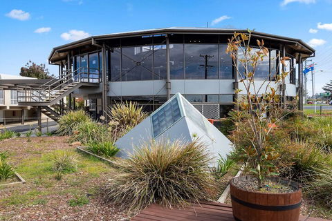 Quality Hotel Bathurst - Schoolies Week Accommodation 1