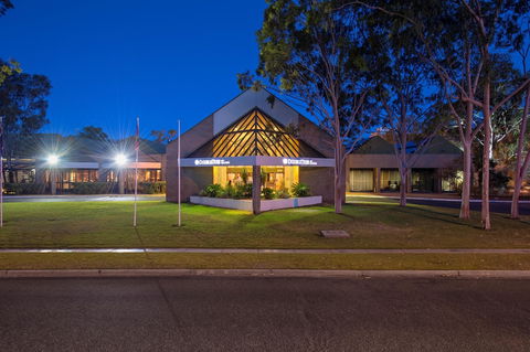 DoubleTree By Hilton Alice Springs - Schoolies Week Accommodation 0