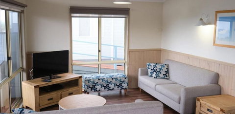 NRMA Merimbula Beach Holiday Resort - Schoolies Week Accommodation 6