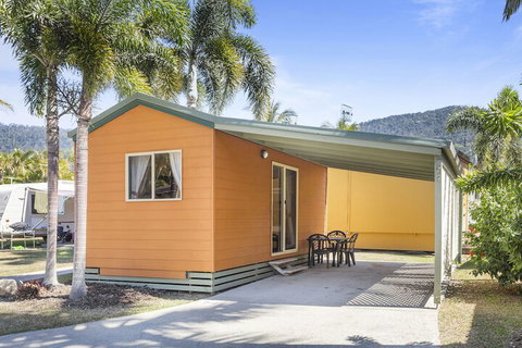 Tasman Holiday Parks - Airlie Beach - Schoolies Week Accommodation 4