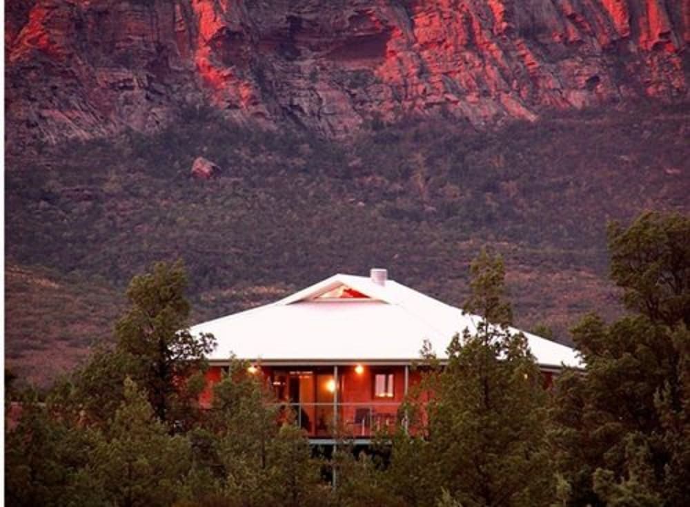  Schoolies Week Accommodation
