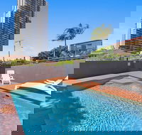Arrival Accommodation Centre - Schoolies Week Accommodation
