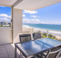 84 The Spit Holiday Apartments - Schoolies Week Accommodation