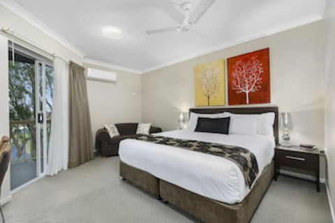 Best Western Kimba Lodge - Schoolies Week Accommodation 0