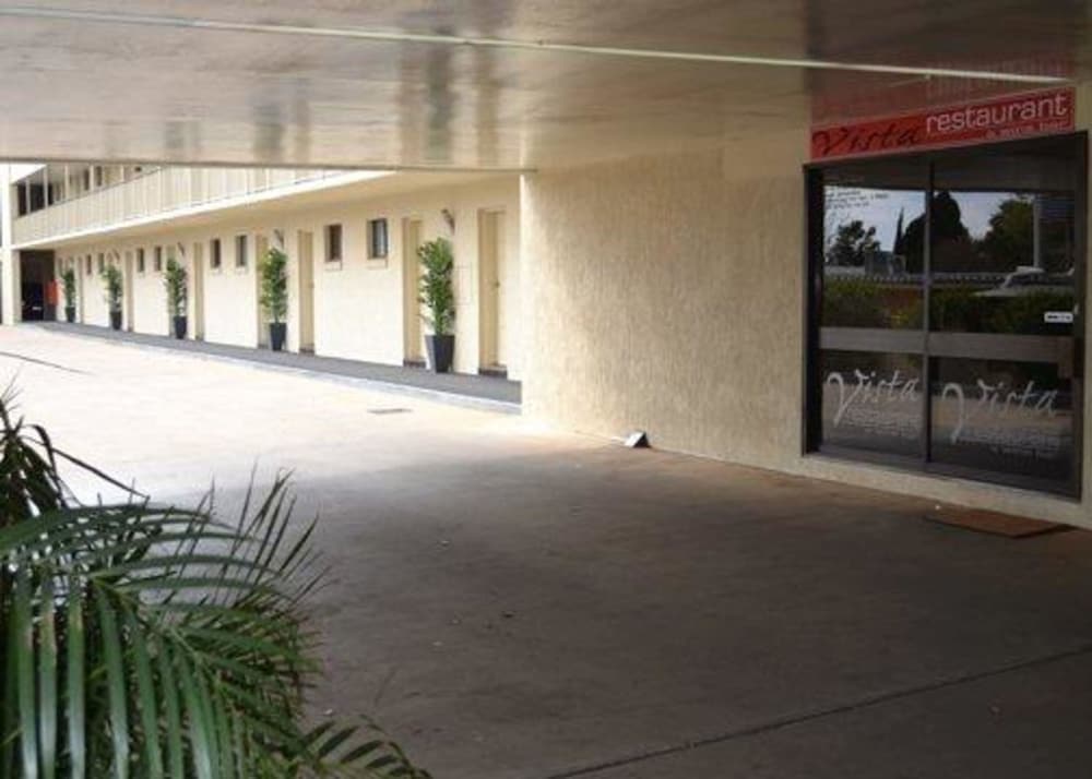 Southern Queensland Country QLD Schoolies Week Accommodation