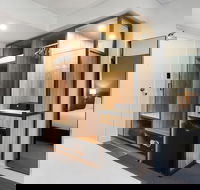 Killara Hotel  Suites - Schoolies Week Accommodation