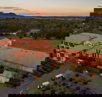 Chateau Elan At The Vintage - Schoolies Week Accommodation