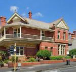Gatehouse on Ryrie - Schoolies Week Accommodation