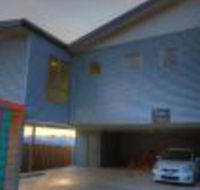 Rosebank Cottage Collection - Schoolies Week Accommodation