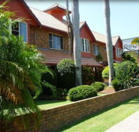 Royal Palms Motor Inn - Schoolies Week Accommodation
