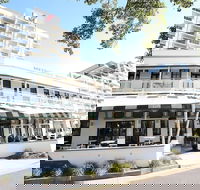 Oaks Townsville Metropole Hotel - Schoolies Week Accommodation