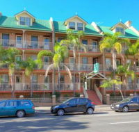 Central Railway Hotel - Schoolies Week Accommodation