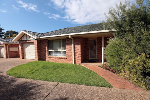 Best Western Ambassador Motor Inn & Apartments - Schoolies Week Accommodation 0