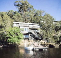 Calabash Bay Lodge - Schoolies Week Accommodation