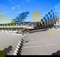 Comfort Inn On Raglan - Schoolies Week Accommodation