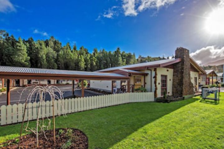  Schoolies Week Accommodation