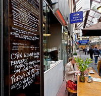 Hotel Causeway - Schoolies Week Accommodation