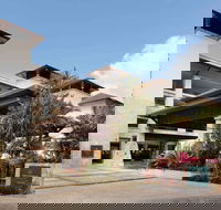 Pullman Palm Cove Sea Temple Resort and Spa - Schoolies Week Accommodation