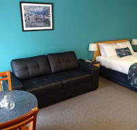 Victoria Lodge Motor Inn  Apartments - Schoolies Week Accommodation
