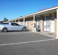 Country Home Motor Inn - Schoolies Week Accommodation
