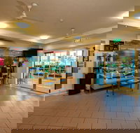 Cairns Queens Court - Schoolies Week Accommodation