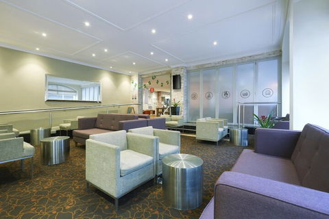 Holiday Inn Darling Harbour, An IHG Hotel - Schoolies Week Accommodation 2