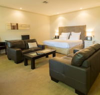 Beau Monde International - Schoolies Week Accommodation