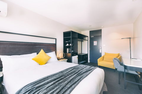 Haven Glebe - Schoolies Week Accommodation 4
