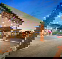 All Seasons Resort - Schoolies Week Accommodation