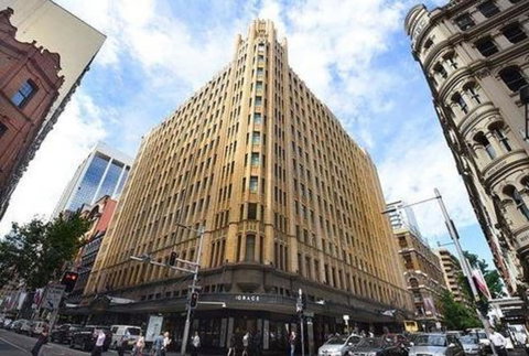 The Grace Hotel - Schoolies Week Accommodation 0