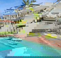 Windsurfer Resort - Schoolies Week Accommodation