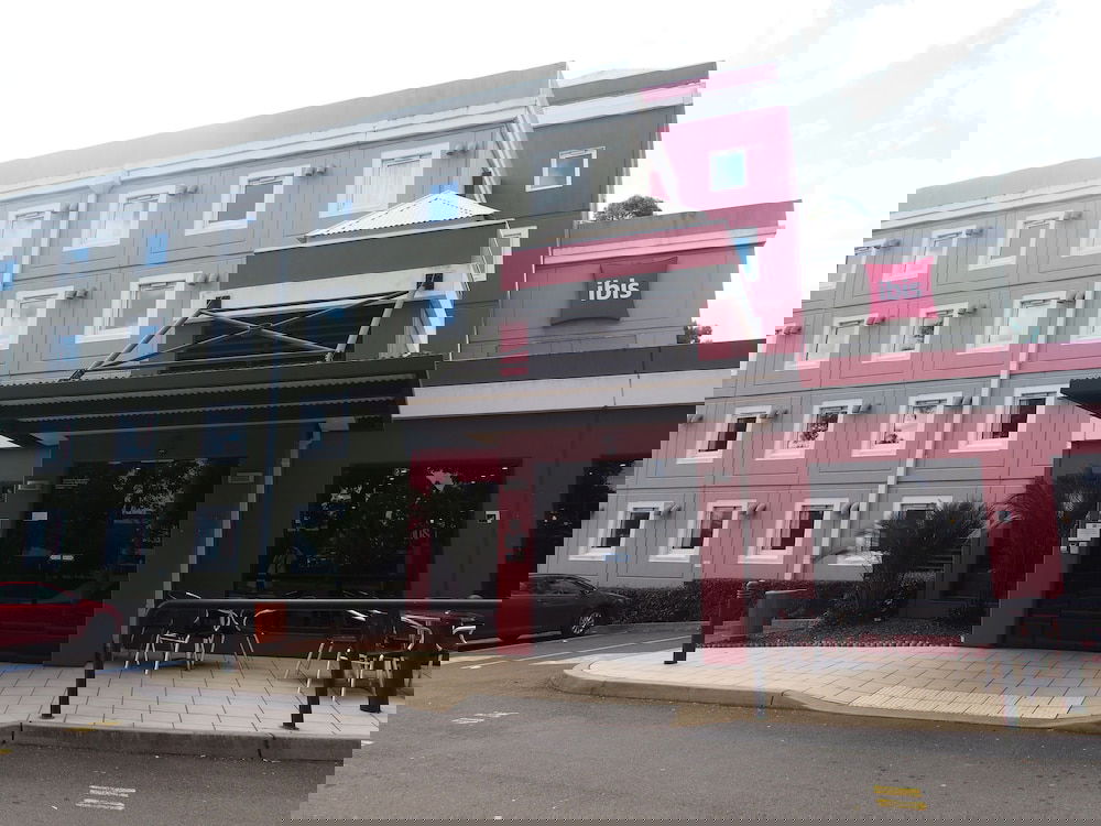  Schoolies Week Accommodation