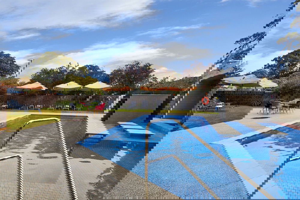  Schoolies Week Accommodation