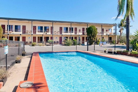 Comfort Inn Country Plaza Taree - Schoolies Week Accommodation 6