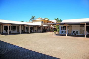  Schoolies Week Accommodation